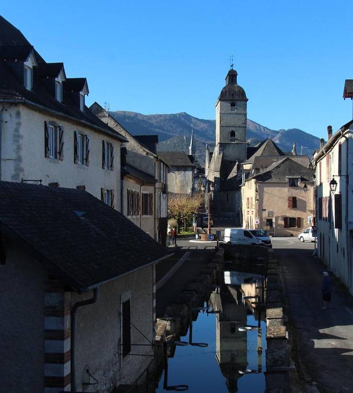 Location de vacances pour 6 personnes, avec vue et jardin à Arudy - 2