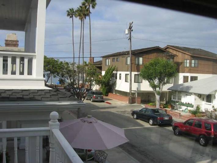 Vacation rental for 6 people, with balcony in Balboa Island