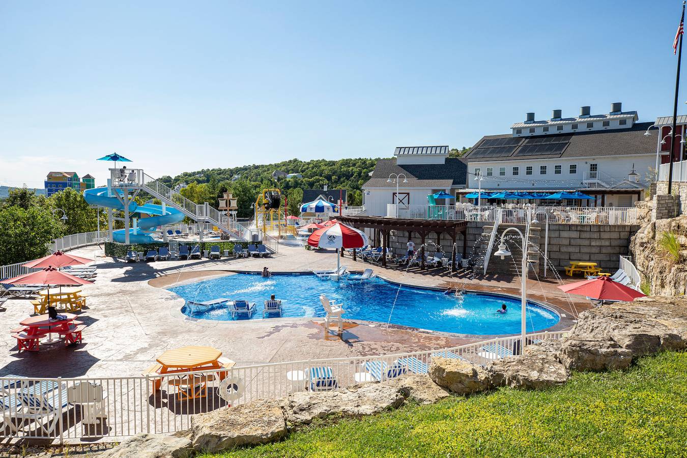 Vacation Rental for 6 Guests in Table Rock Lake, Stone County