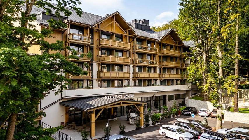 Apartament wakacyjny dla 4 osób, z sauna i ogród oraz basen, zwierzęta dozwolone w Świeradów-Zdrój