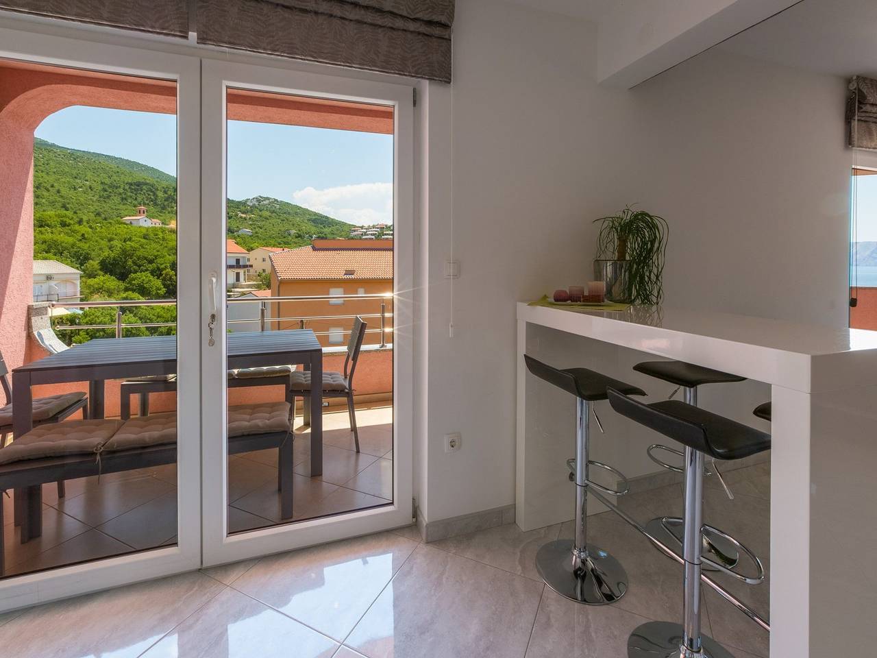 Ganze Wohnung, Apartment Black@white in Klenovica, Primorje-Gorski Kotar