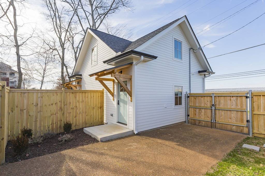 Das Russell House - zu Fuß zu allem! Brandneu! in Nashville, Tennessee