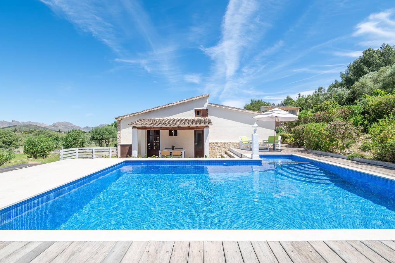 Villa 'Negri' with Private Pool, Wi-Fi and Air Conditioning in Pollença, North Majorca