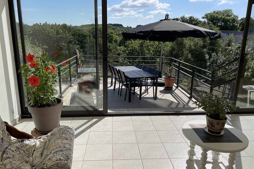 Maison située à 350 m de la plage de Goas Treiz in Trébeurden, Côte de Granit Rose
