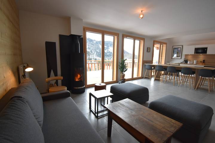 Casa rural para 12 personas, con terraza - 1