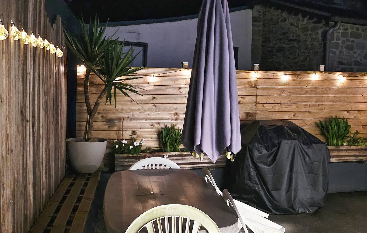 Garden Retreat 2km vom Louargat Zentrum in Louargat, Guingamp Region