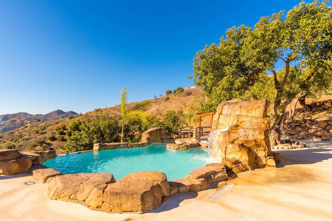 Haustierfreundliches Ferienhaus 'Miramar' mit Garten, privatem Pool, Terrasse und Wlan in Almogía, Málaga Provinz