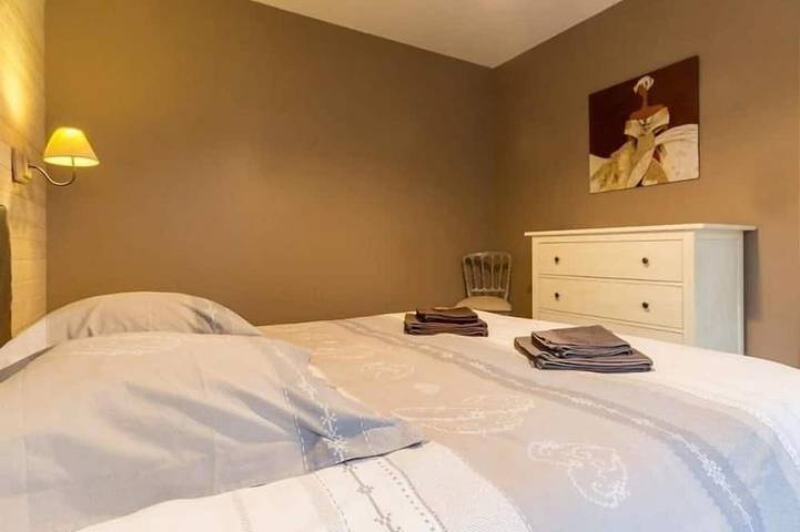 Gîte pour 4 personnes, avec jacuzzi et jardin à Casson - 2