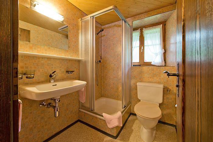 Gîte pour 4 personnes, avec balcon, adapté aux familles à Saas-Fee - 4