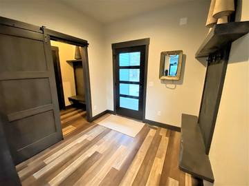 Glamping for 10 Guests in Black Hills, South Dakota, Picture 1