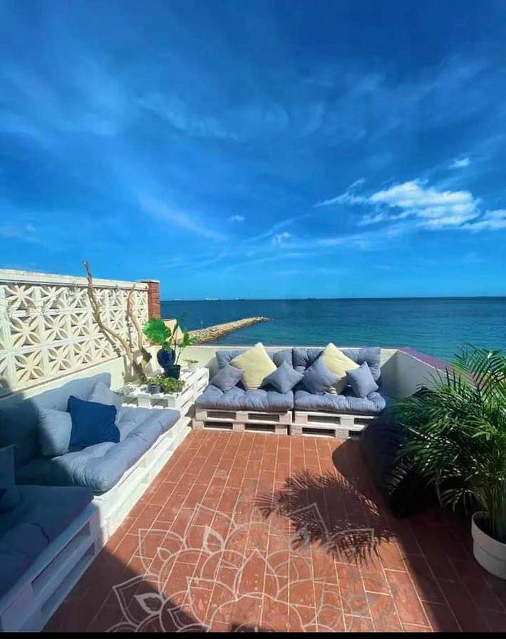 Ferienwohnung für 5 Personen, mit Ausblick und Terrasse in Gibraltar