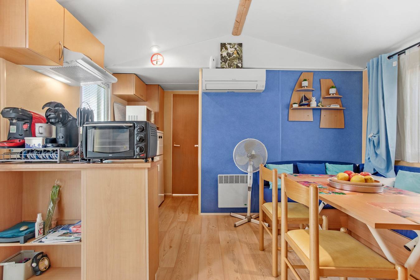 Mobil-home 6 personnes avec terrasse privée, Wi-Fi et climatisation à Hyères in Hyeres, Parc national de Port-Cros