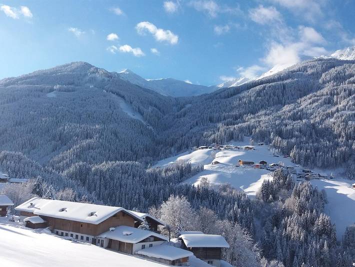 Bauernhof für 4 Personen, mit Balkon und Garten, kinderfreundlich in Tirol - 2