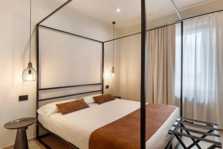 Room 'Agr Casa Pezzo Doppia 1 Piano' with Shared Pool, Wi-Fi and Air Conditioning in Castelnuovo del Garda, Garda Mountains