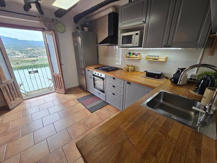 Casa rural para 4 personas, con balcón además de vistas al lago y vistas en Ribera d'Ebre - 3