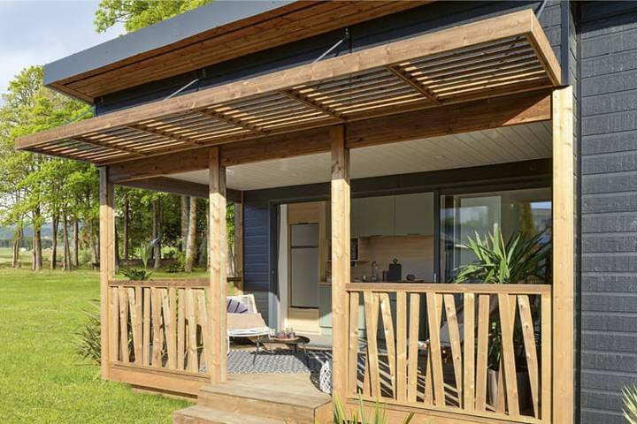 Chalet pour 6 personnes, avec balcon/terrasse ainsi que terrasse et sauna