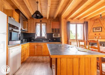 Gîte pour 6 Personnes dans Murol, Région de Besse-et-Saint-Anastaise, Photo 2