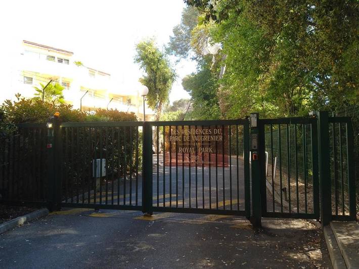 Gîte pour 2 personnes, avec piscine et terrasse dans Parc de Vaugrenier - 4