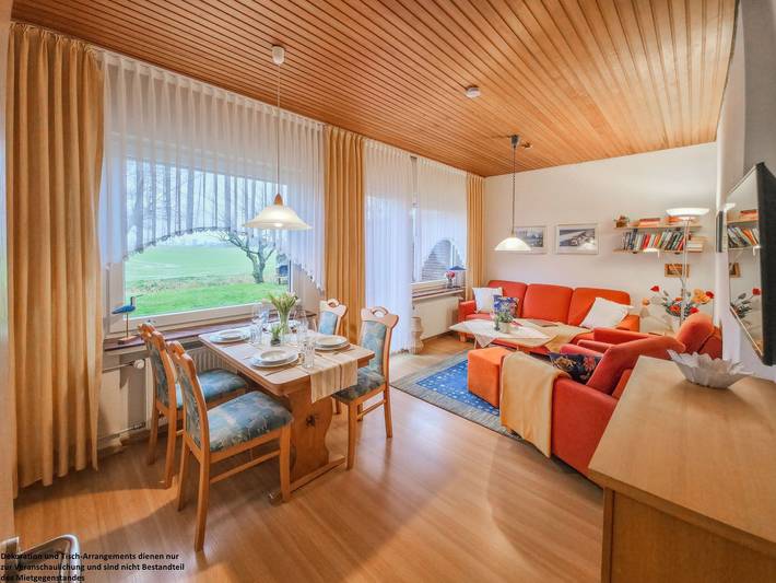 Ferienhaus für 4 Personen, mit Garten in Schillig