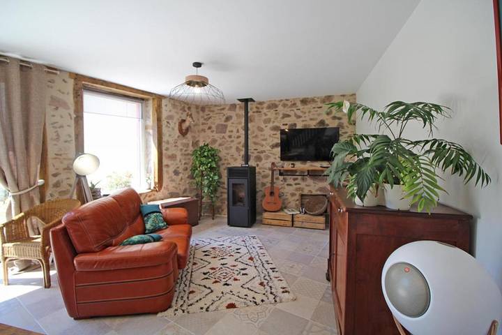 Location de vacances pour 4 personnes, avec jardin à Panazol - 3