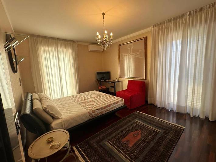 Gîte pour 3 personnes, avec terrasse et jacuzzi à Petacciato