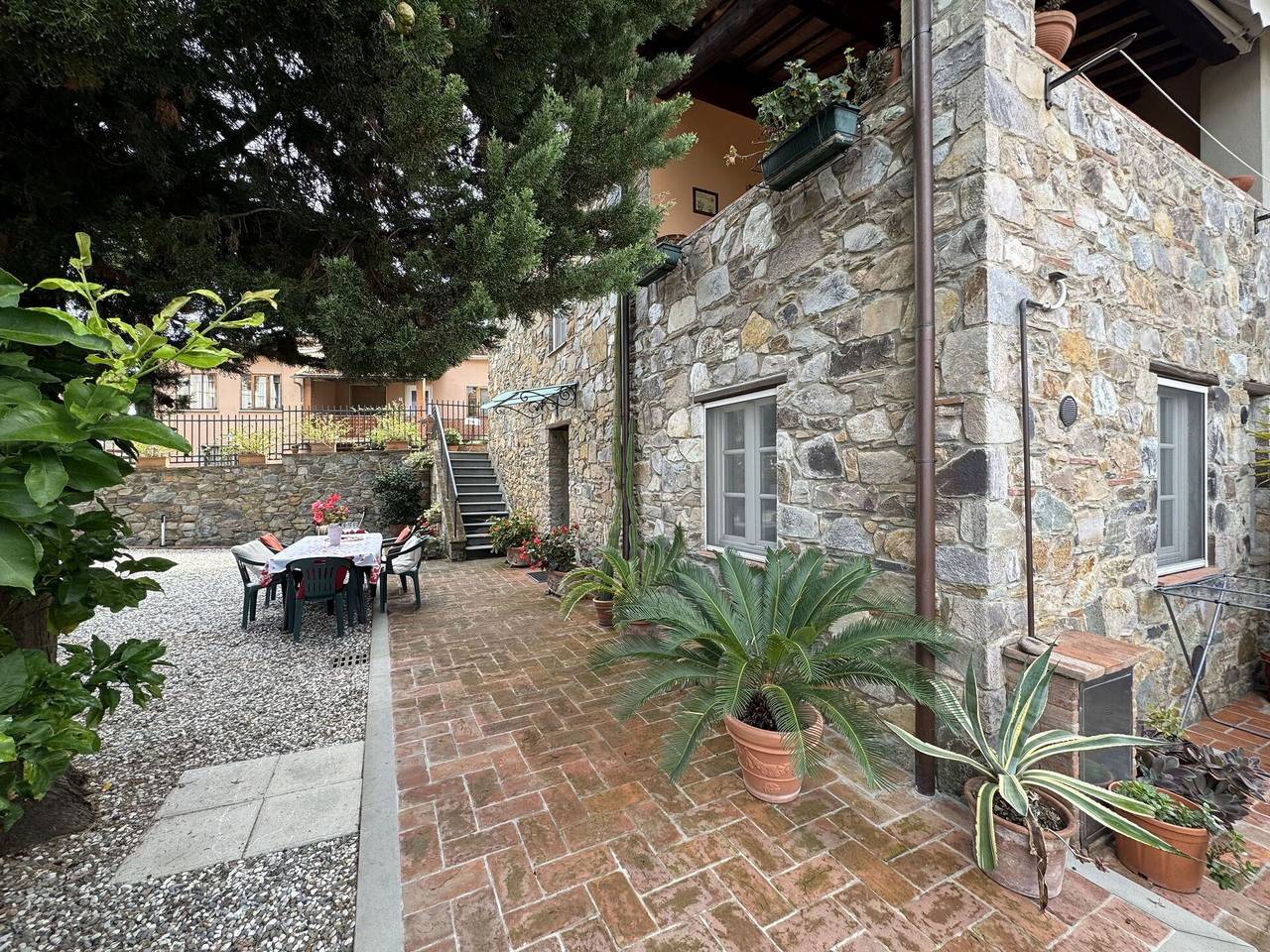 Casa Max in Capannori, Provincia di Lucca