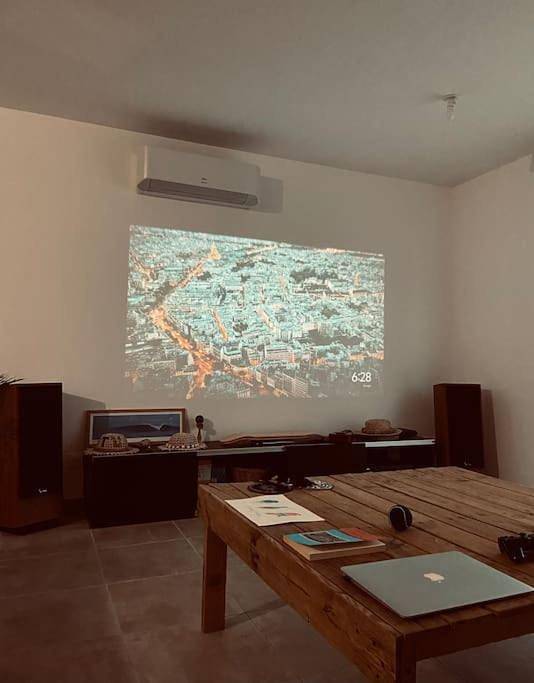 Location de vacances pour 4 personnes, avec jardin ainsi que terrasse et vue à Beaumettes - 4