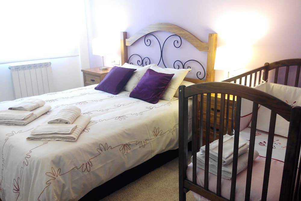 Entire apartment, Modern and bright, 2 rooms, all comforts. Pontevedra city in Pontevedra City, Rías Baixas