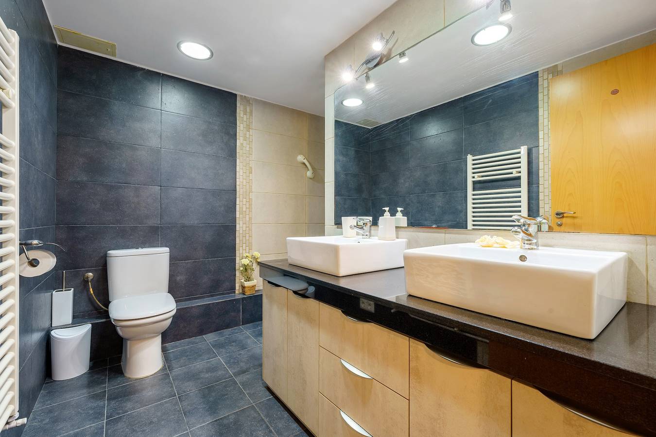 Appartement 'Plaça La Font' met Balkon, Wifi en Airconditioning, foto 9