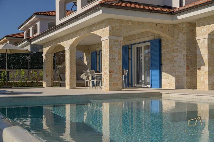 Maison d’hôte pour 6 personnes, avec jardin ainsi que jacuzzi et piscine, animaux acceptés dans Krk - 3