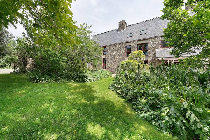 Gîte pour 10 personnes, avec Jardin