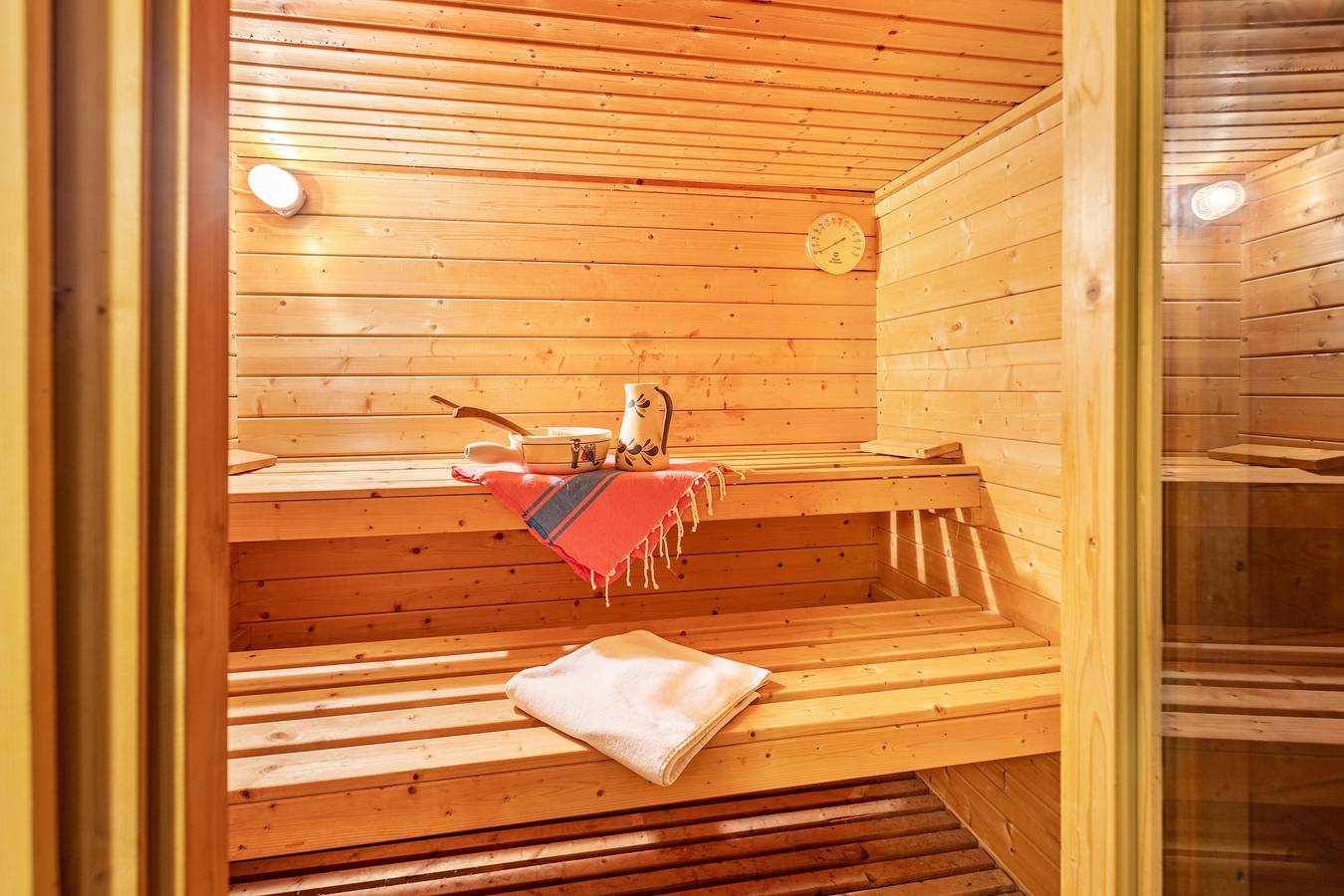 Ferienhaus 'Christina' mit privater Sauna, privater Terrasse und privatem Garten in Dittishausen (Löffingen), Löffingen