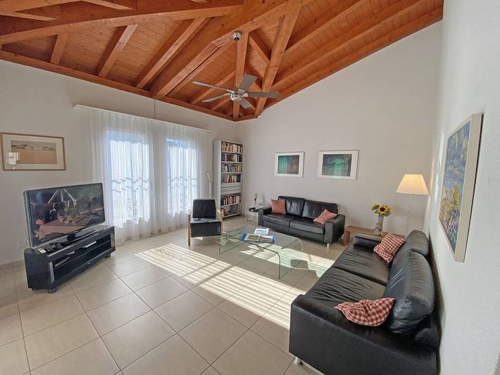 Ganze Wohnung, Casa la Brima – Helle, grosszügige Wohnung im obersten Stock in Ascona, Tessiner Alpen