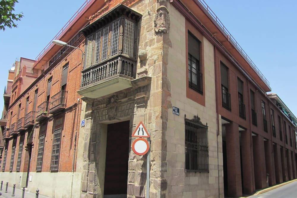Entire apartment, Homerez - Apartment in Ciudad Real in Ciudad Real, Ciudad Real Province