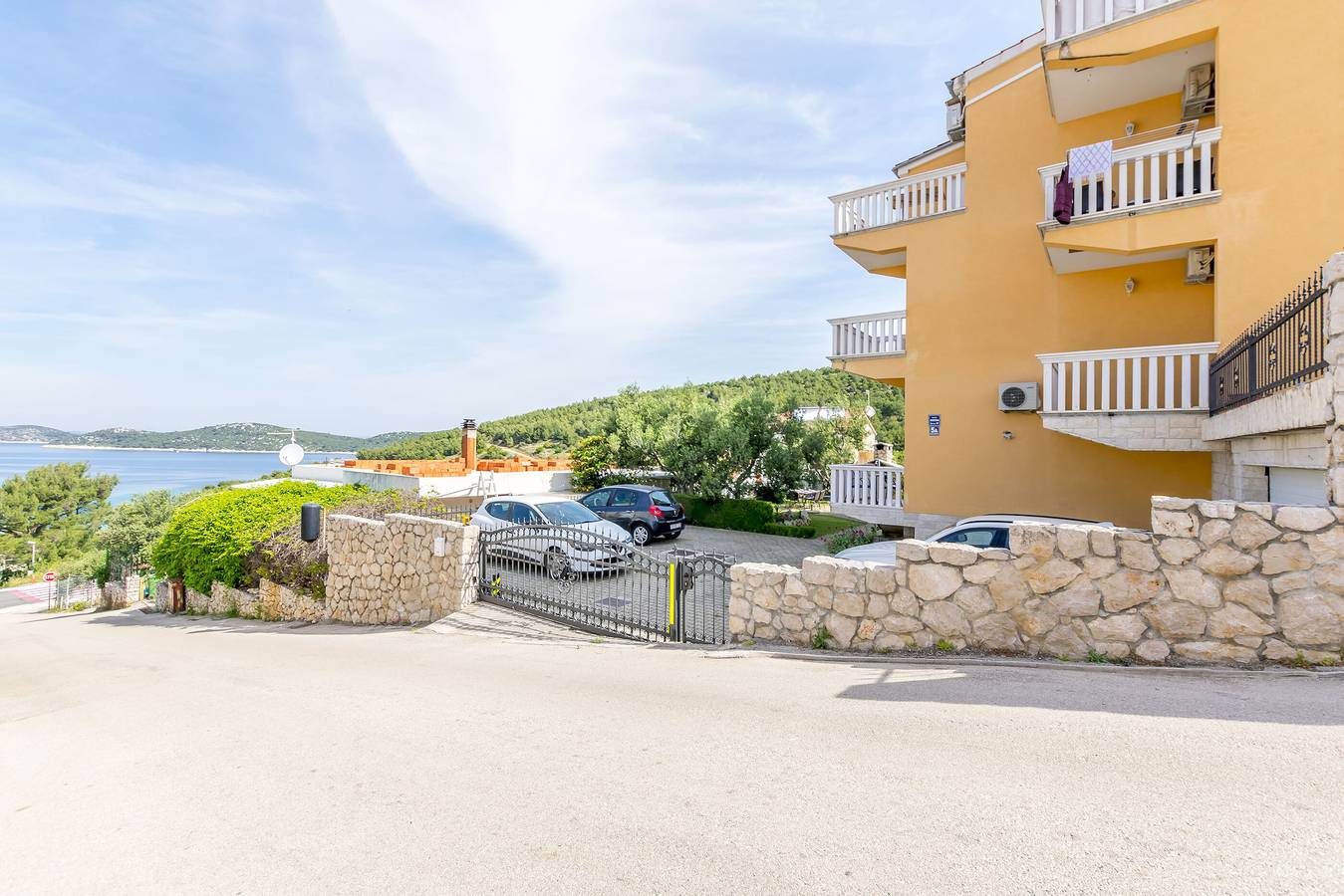 Ganze Wohnung, Apartment Kiara near the beach in Primosten, Šibenik-Knin
