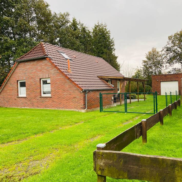 Ferienhaus für 4 Personen, mit Terrasse und Garten, mit Haustier in Halbemond