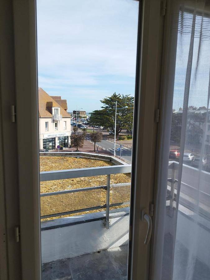 Gîte pour 2 personnes, avec balcon et vue dans Office De Tourisme De Courseulles Sur Mer - 2