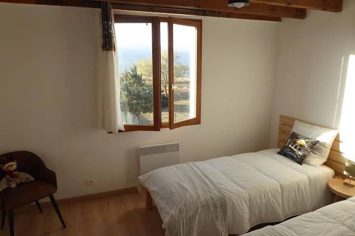 Le chalet cerdan classé 3* - 5 personnes , 2 chambres, garage, jardin, WIFI in Bolquère, Parc naturel régional des Pyrénées catalanes