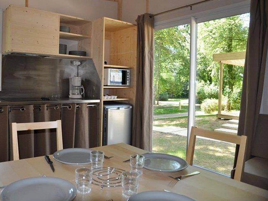 Flower Camping et Base de Loisirs de Rouffiac - Chalet 8 personen - Chalet Premium Escalade 47 m² - 3 Zimmer 6/8 pers. in Angoisse, Périgord Vert