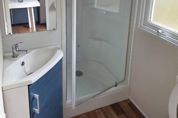 Mobil home pour 5 personnes dans Plan d'eau de Champagnac le Vieux - 3