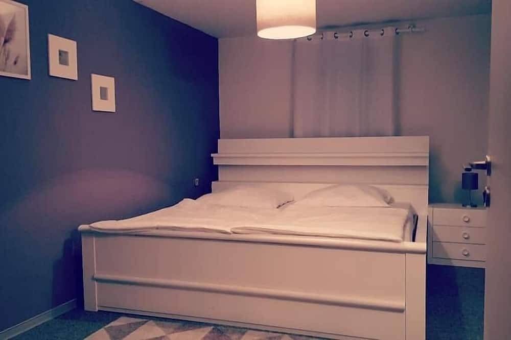 Ganze Wohnung, Doppelzimmer 20 qm mit Dusche in Bad Liebenzell, Nordschwarzwald