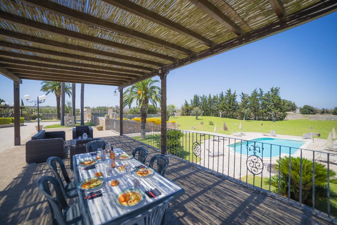 Masseria Relais Saraceno with pool in Melendugno, Provincia de Lecce