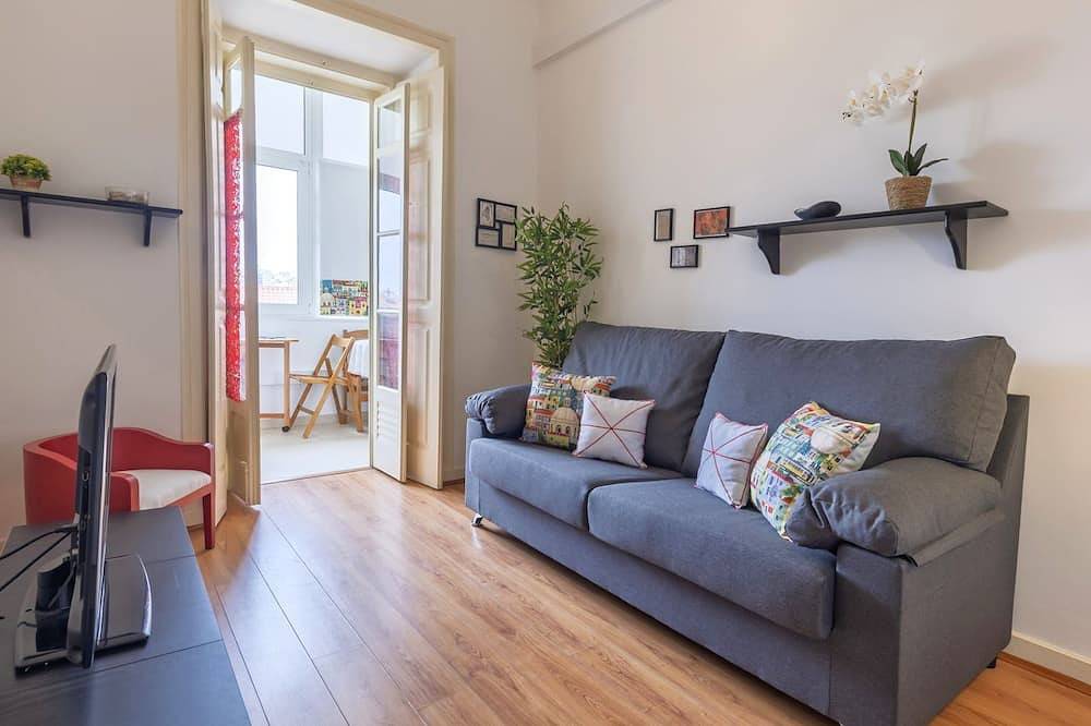 Apartamento entero, Arroios City Base | 2Br & Workspace by Lovelystay in Lisboa, Costa de Lisboa