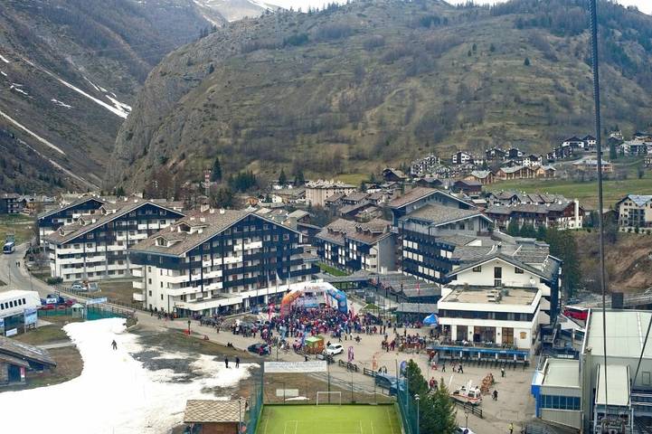 Location de vacances pour 6 personnes, avec jardin et sauna ainsi que piscine et vue, animaux acceptés à La Thuile - 2