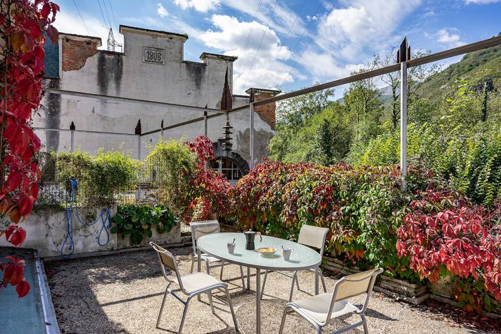 Casa rural para 4 personas, con jardín y jacuzzi, Se admiten mascotas - 1