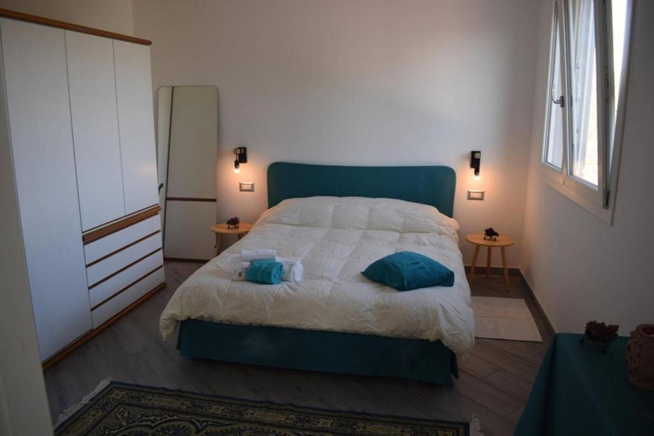 Moon - Camera doppia con bagno privato in Quartu Sant'Elena, Campidano