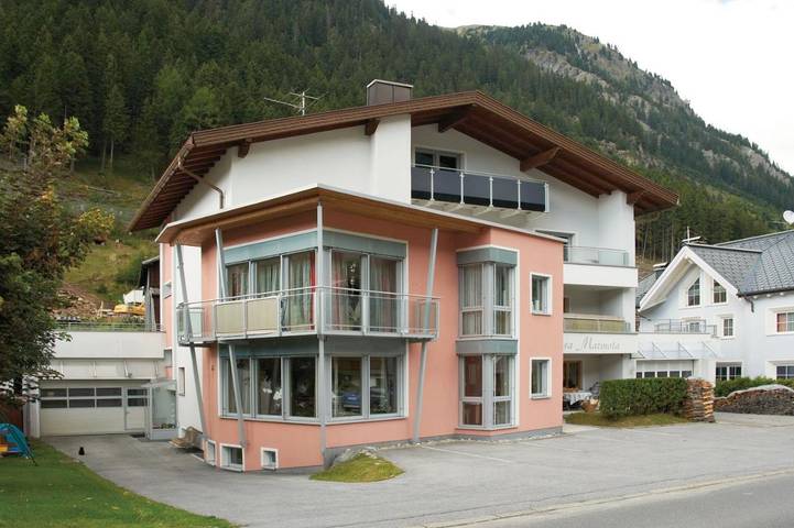 Ferienwohnung für 3 Personen, mit Balkon und Ausblick in Ischgl - 3