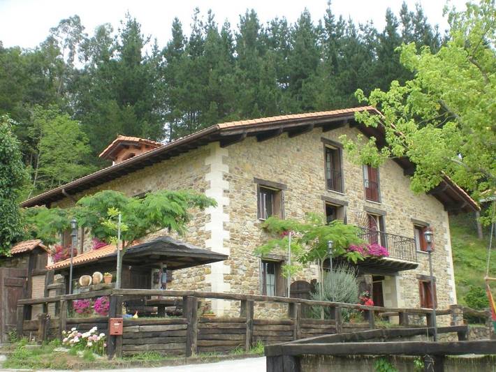 Maison de campagne pour 3 personnes, avec Jardin et Vue à Busturia