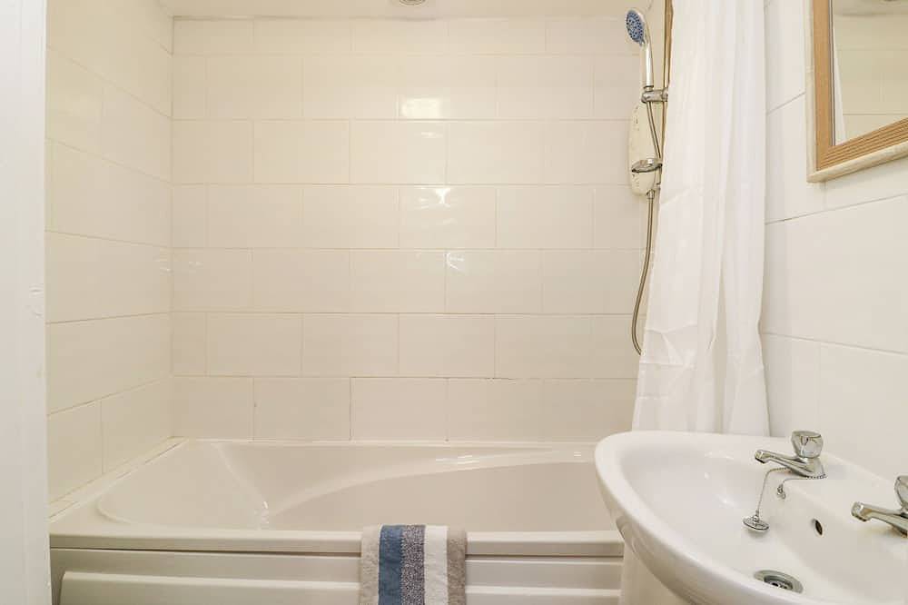 Seashells, pet friendly, with a garden in Hornsea in Hornsea, Östliches Yorkshire