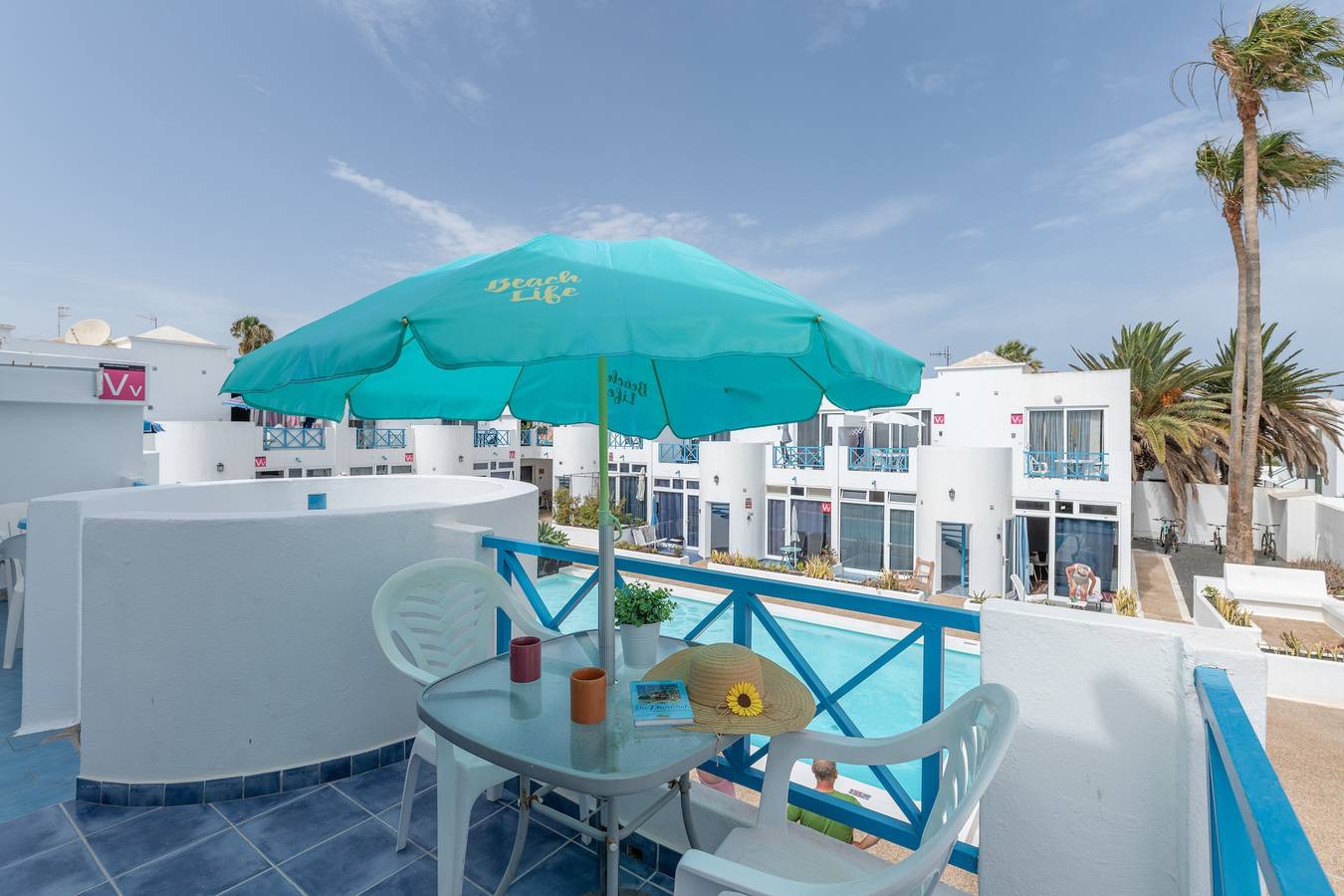 Appartement entier, Sueño Del Mar : vacances avec piscine partagée, Wi-Fi et climatisation in Puerto del Carmen, Tías